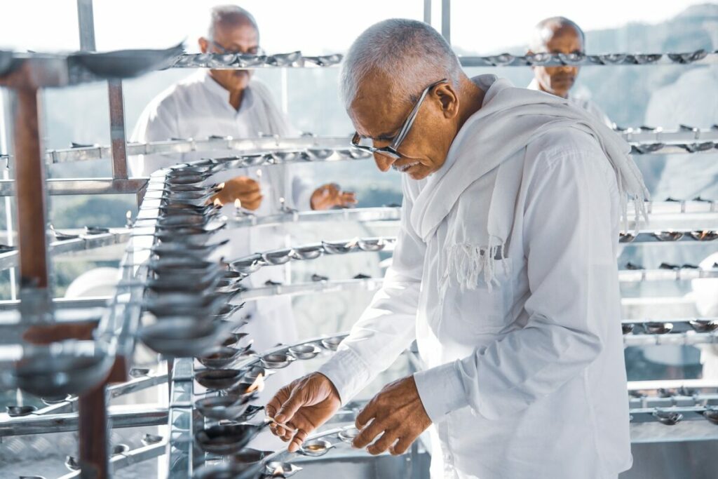 lamp wicks, pahan thira, oil lamps, old men, sri lanka, sri lankan culture, old men, old men, old men, sri lanka, sri lanka, sri lanka, sri lanka, sri lanka